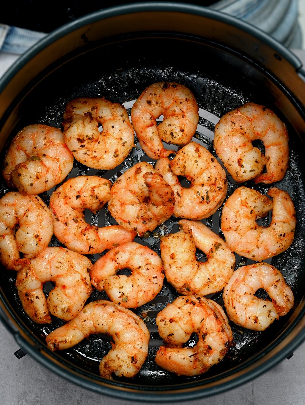 The Perfect Air Fryer Shrimp Recipe in Under 10 Minutes